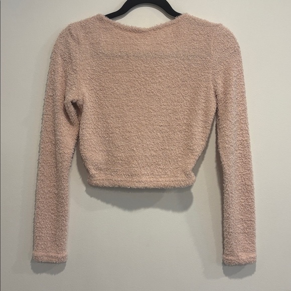 H&M Soft Pink Textured Sweater - Picture 4 of 5